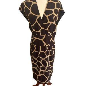 ESCADA Black Label Giraffe Print V-Neck Silk Mid Length Dress